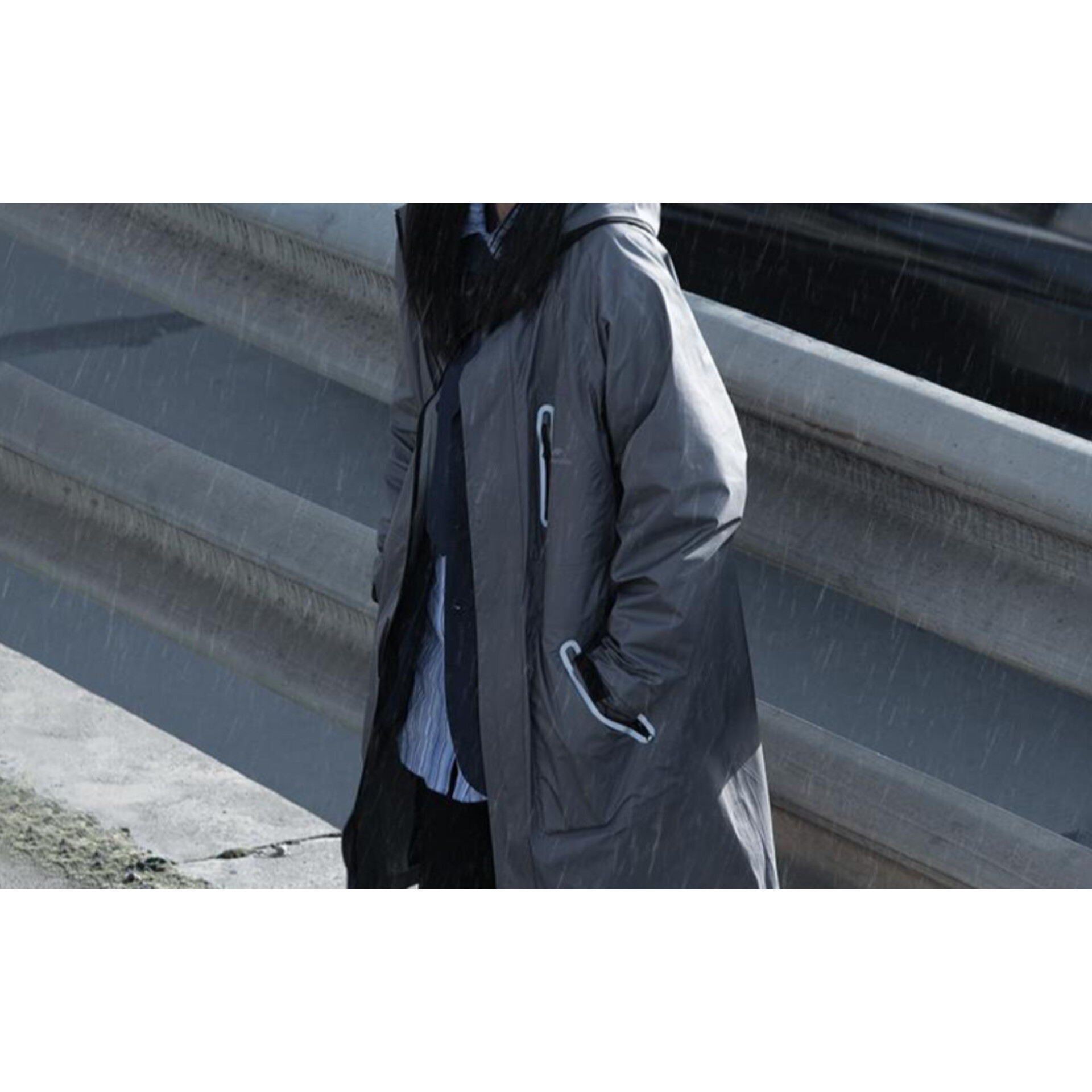 RAIN PROTECTION PONCHO