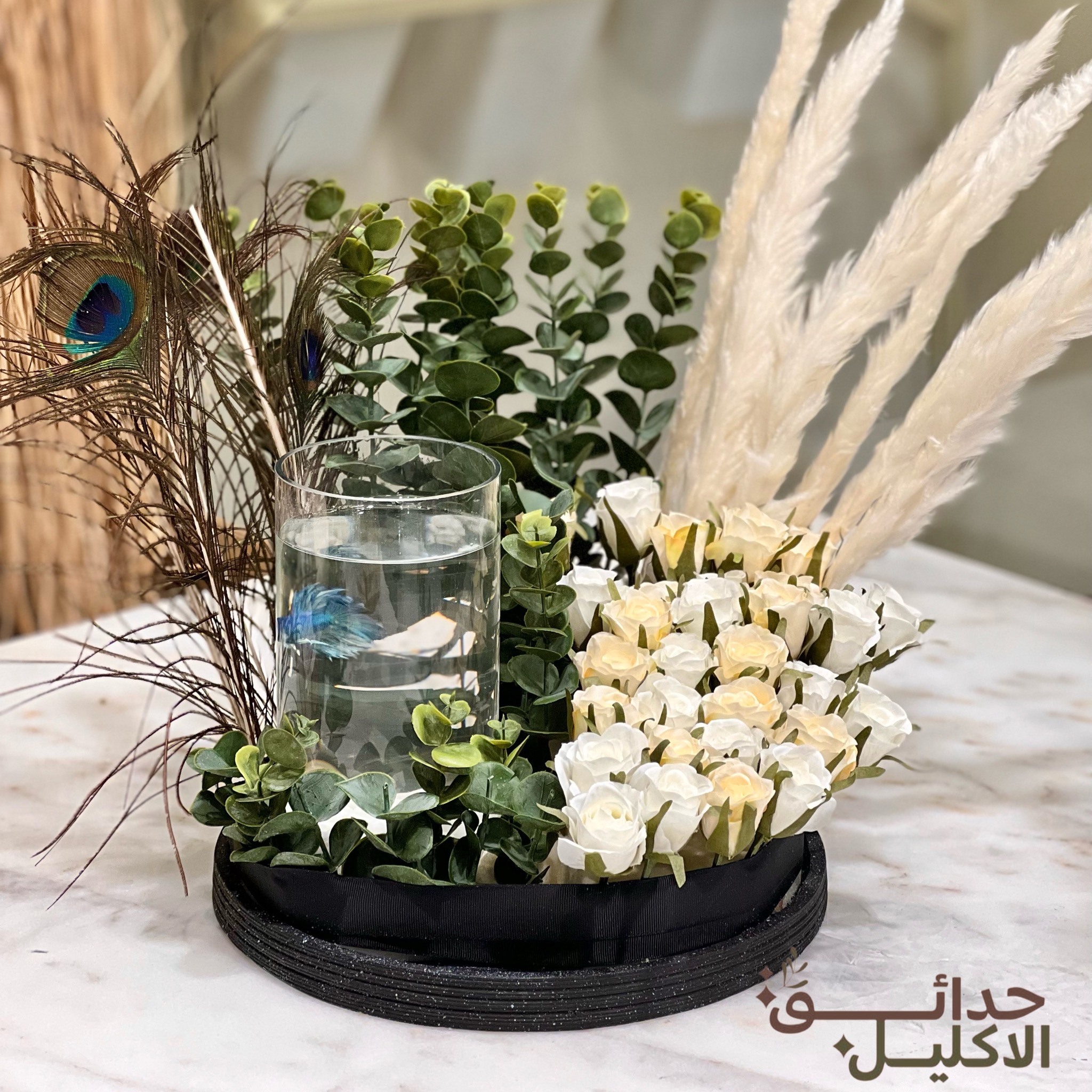 فازة سمك الفايتر مع الورد الصناعي 