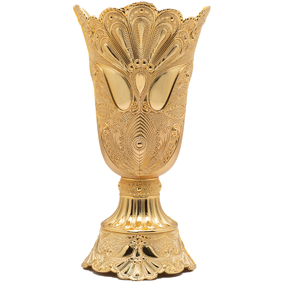 Gold crystal bakhoor burner with stable base