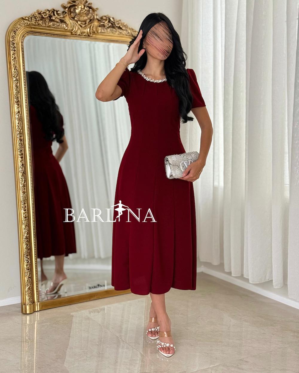 A soft dress with a sophisticated classic cut.