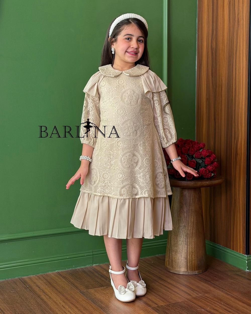 Girls' lace dress with pleated hem