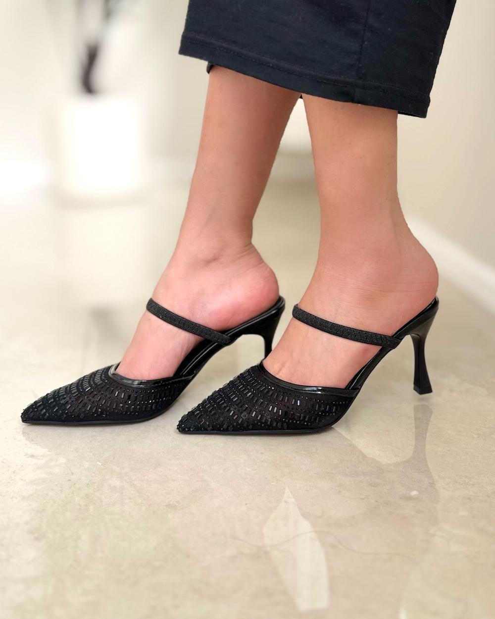 Women's open heel with mesh design