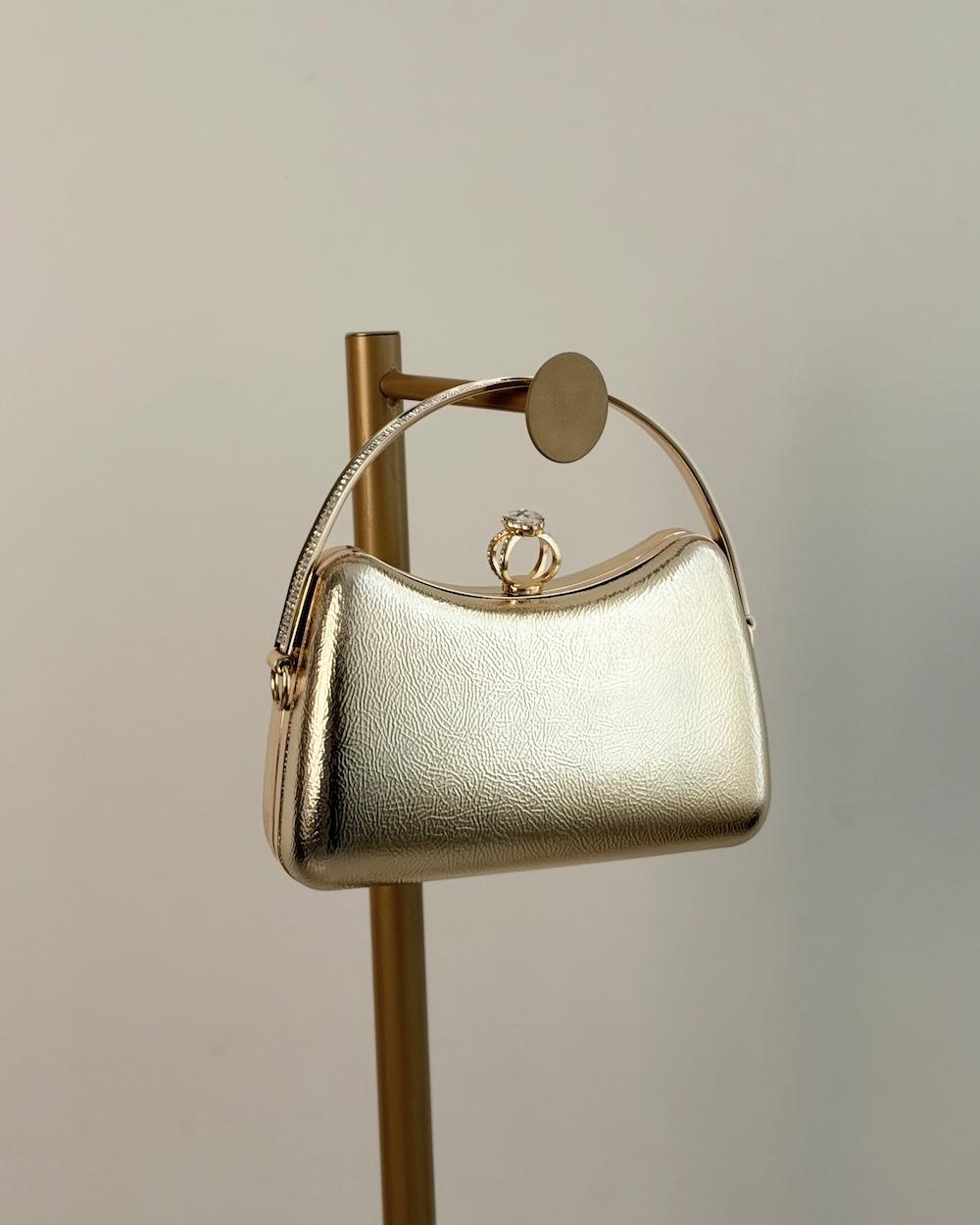 Women's leather bag with a classic design