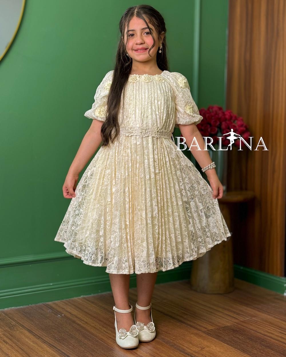 Girls' dress with floral fabric