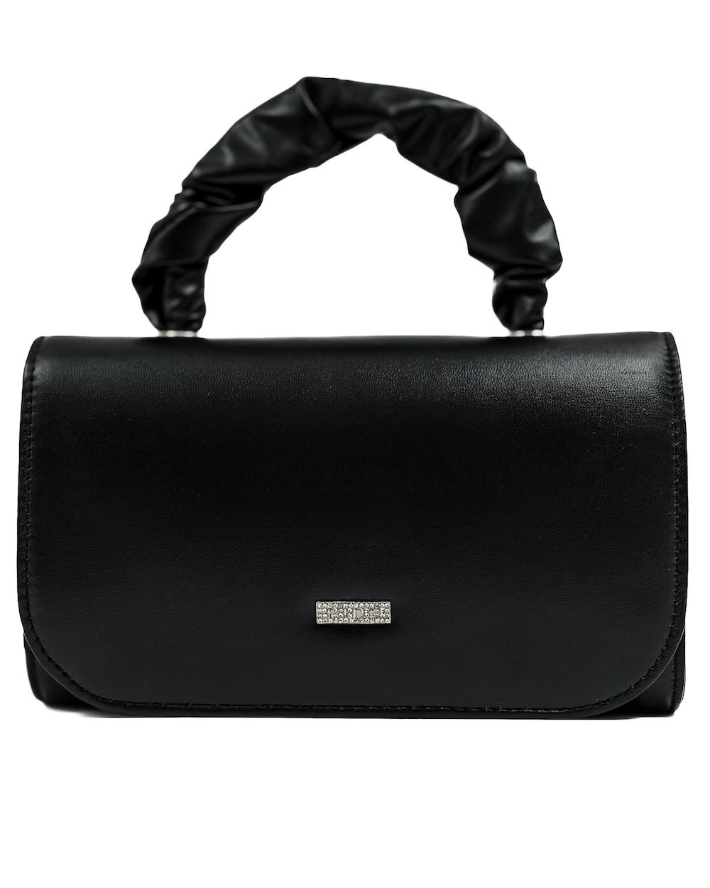 Stylish handbag with a crinkled top handle