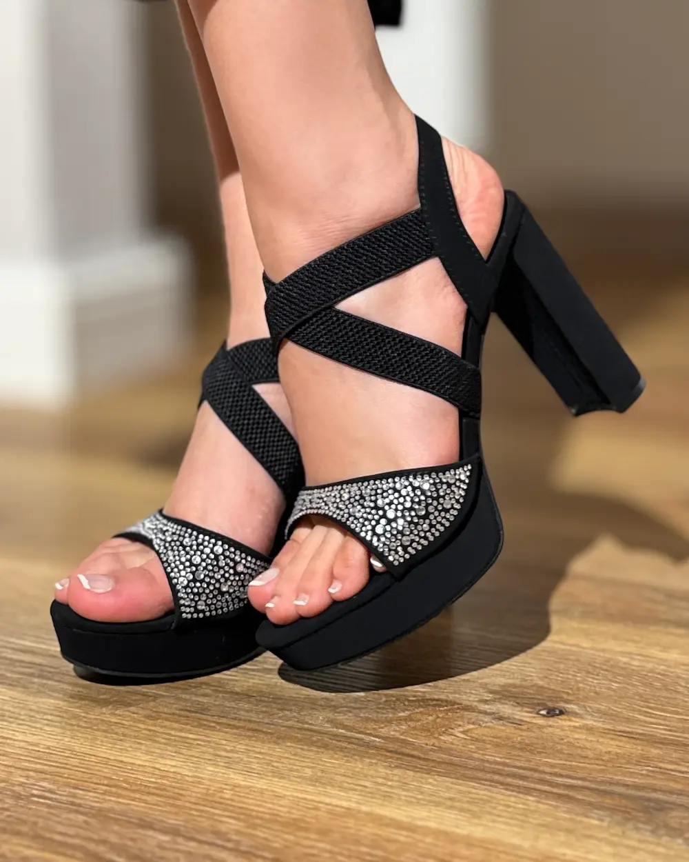 High block heel with crisscross fabric strap