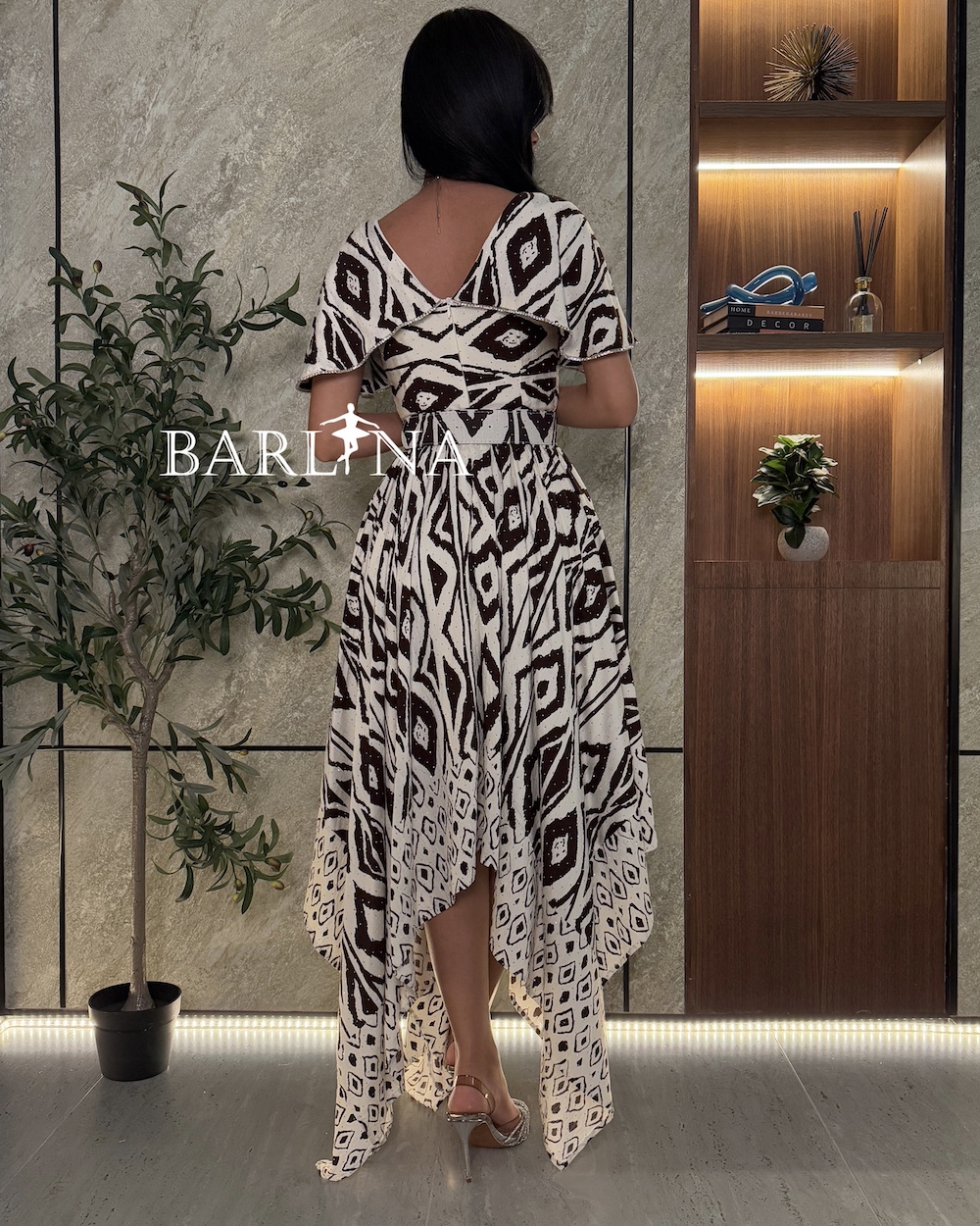 Black and white geometric pattern dress
