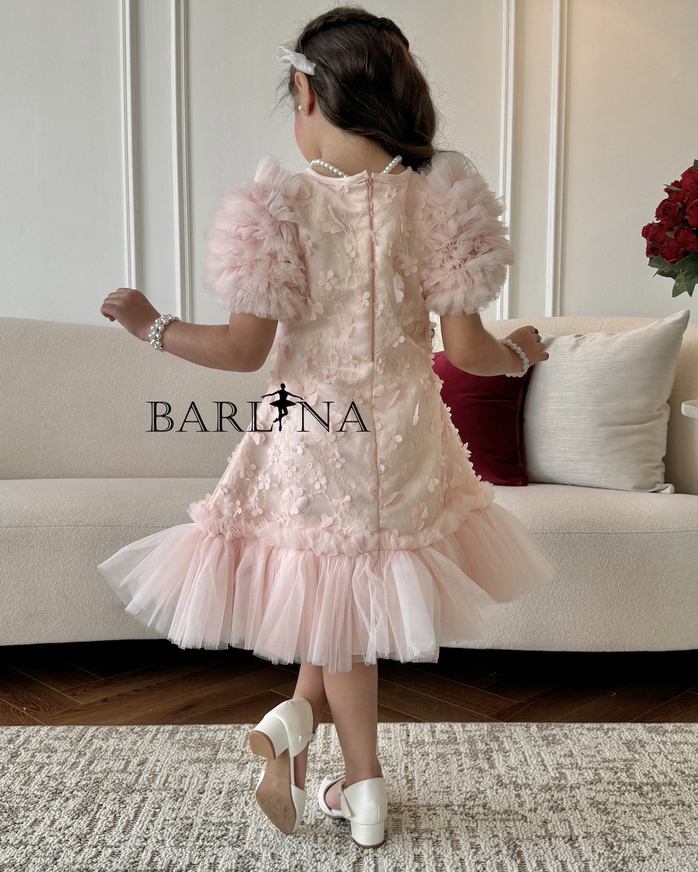 Girls light pink short dress with prominent flowers