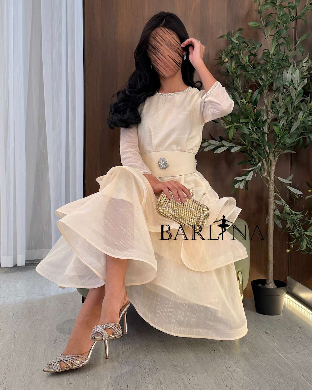 Beige layered dress with wide belt