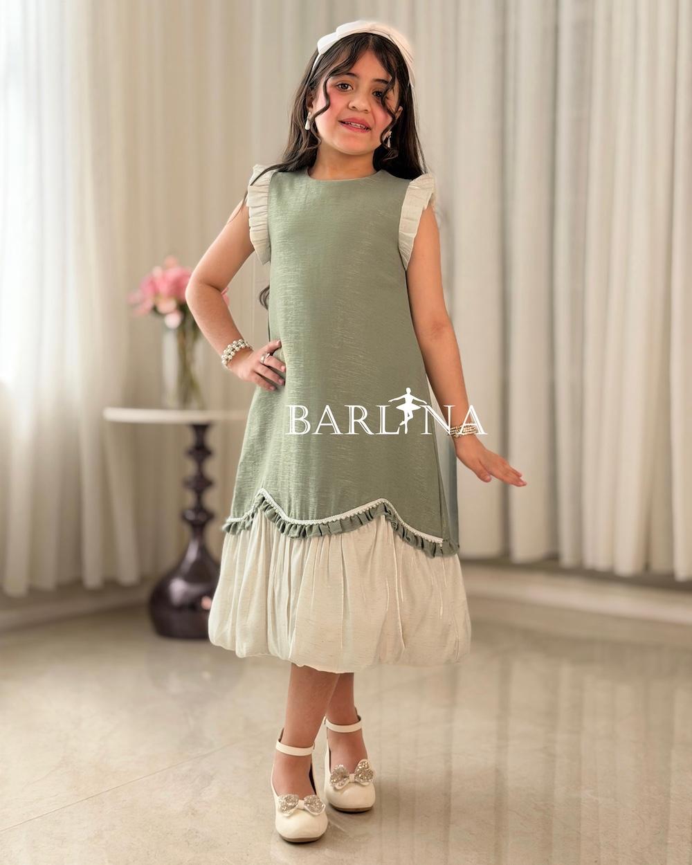 Soft girl's dress with off-white trim