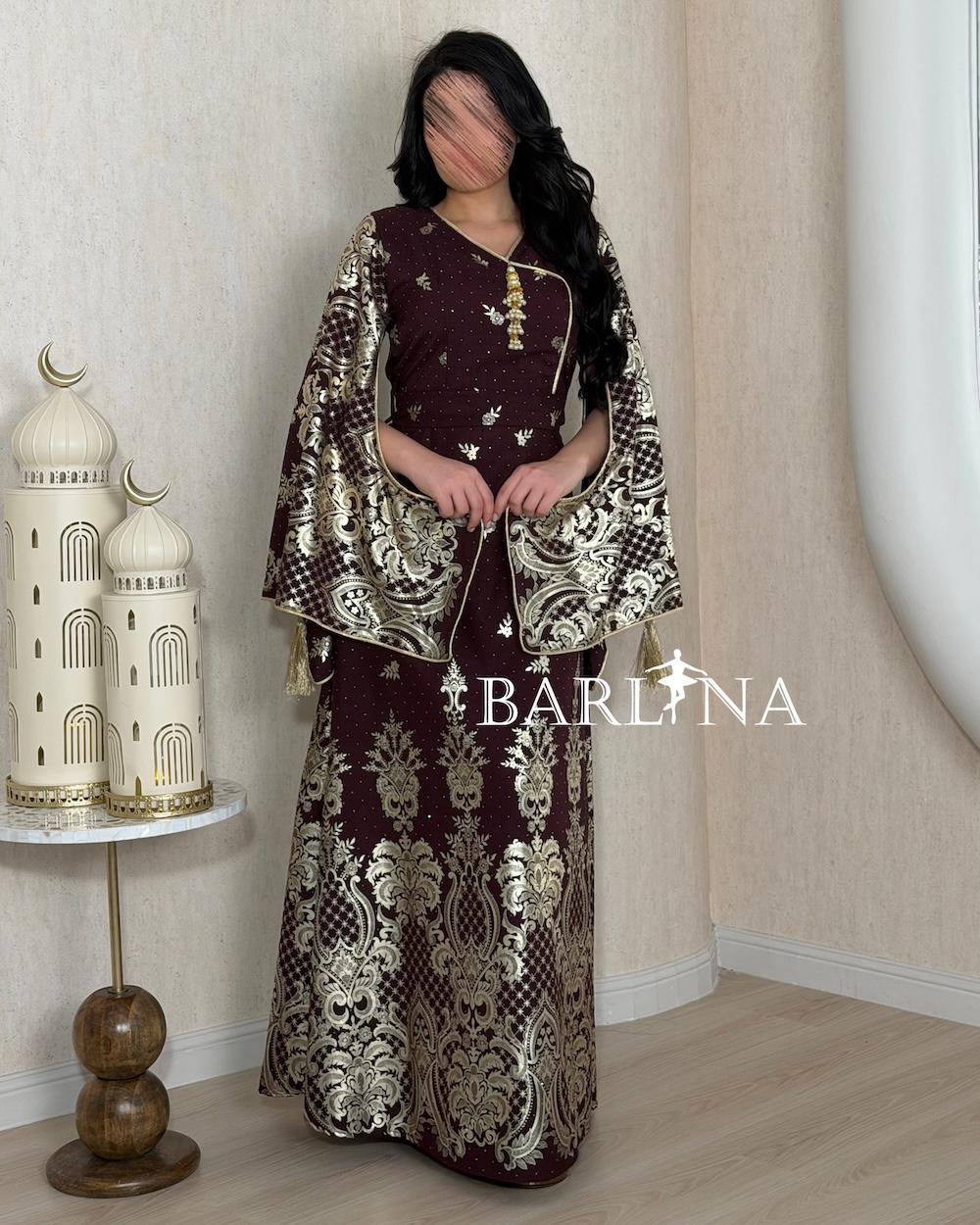 Long jalabiya with cape and gold embellishments