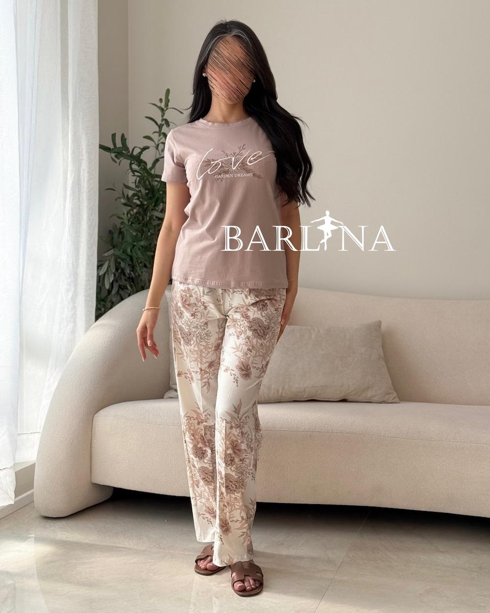 Soft pajamas with an elegant floral print and bush design