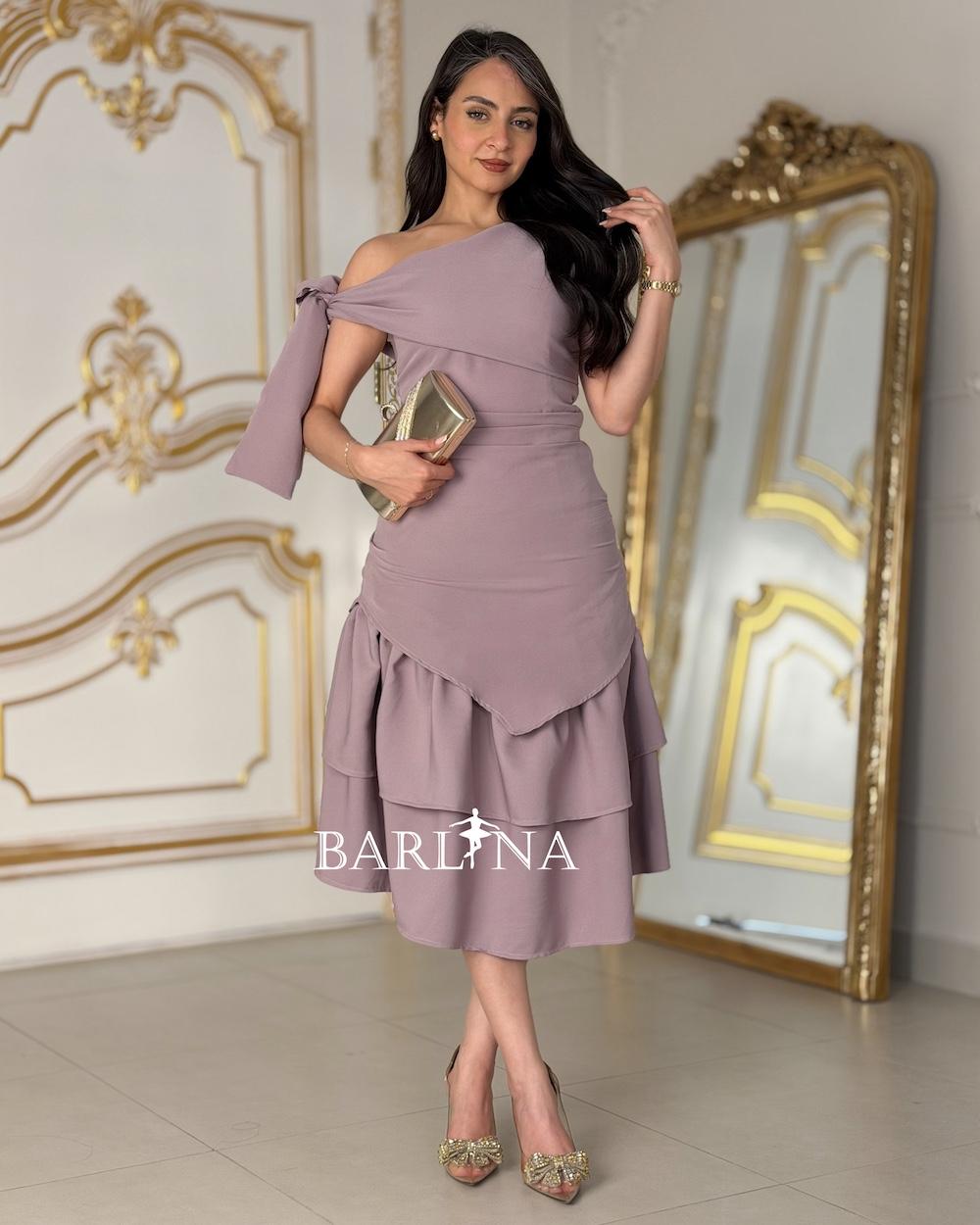 A soft and elegant dress with smooth layers