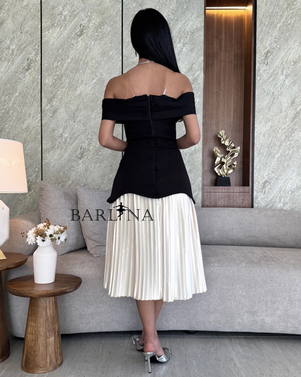 strapless open back dress Self-Portrait - Pleated Crochet Floral Maxi Dress