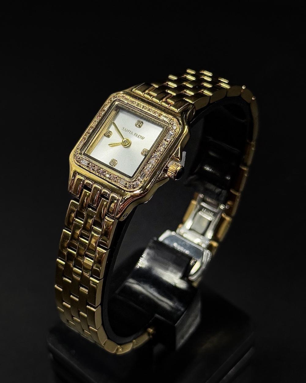 Elegant women's watch with a sophisticated square design
