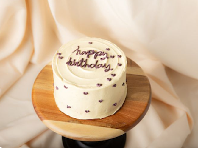  Swirls Cake 