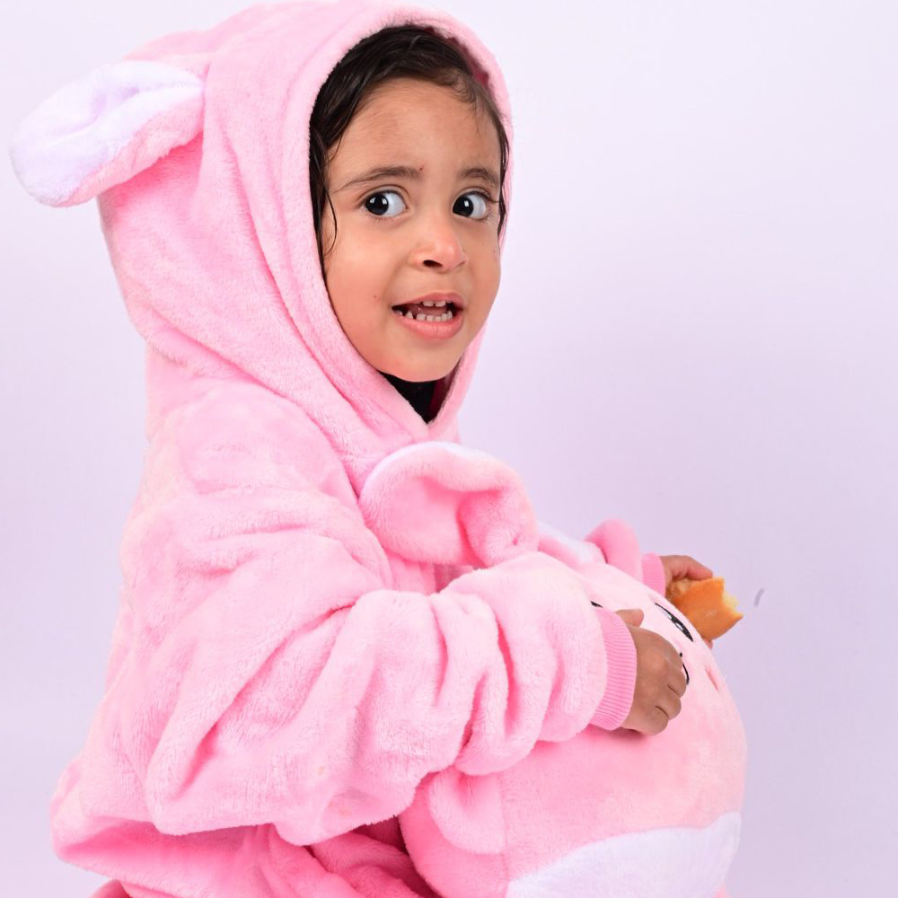 بلوفر الأرنب الوردي للأطفال