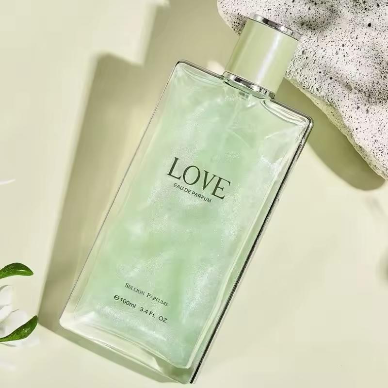 عطر برائحة جذابة وثبات طويل للاستخدام اليومي والمناسبات