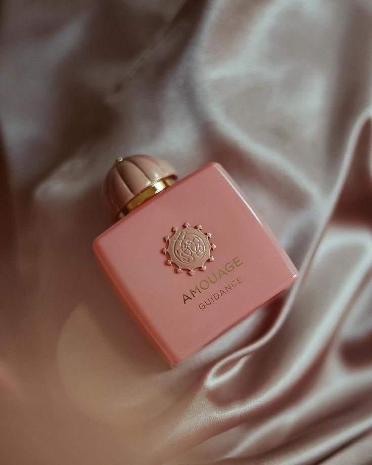 عطر أمواج جايدنس النسائي رقي الأنوثة وثبات يدوم - السمو