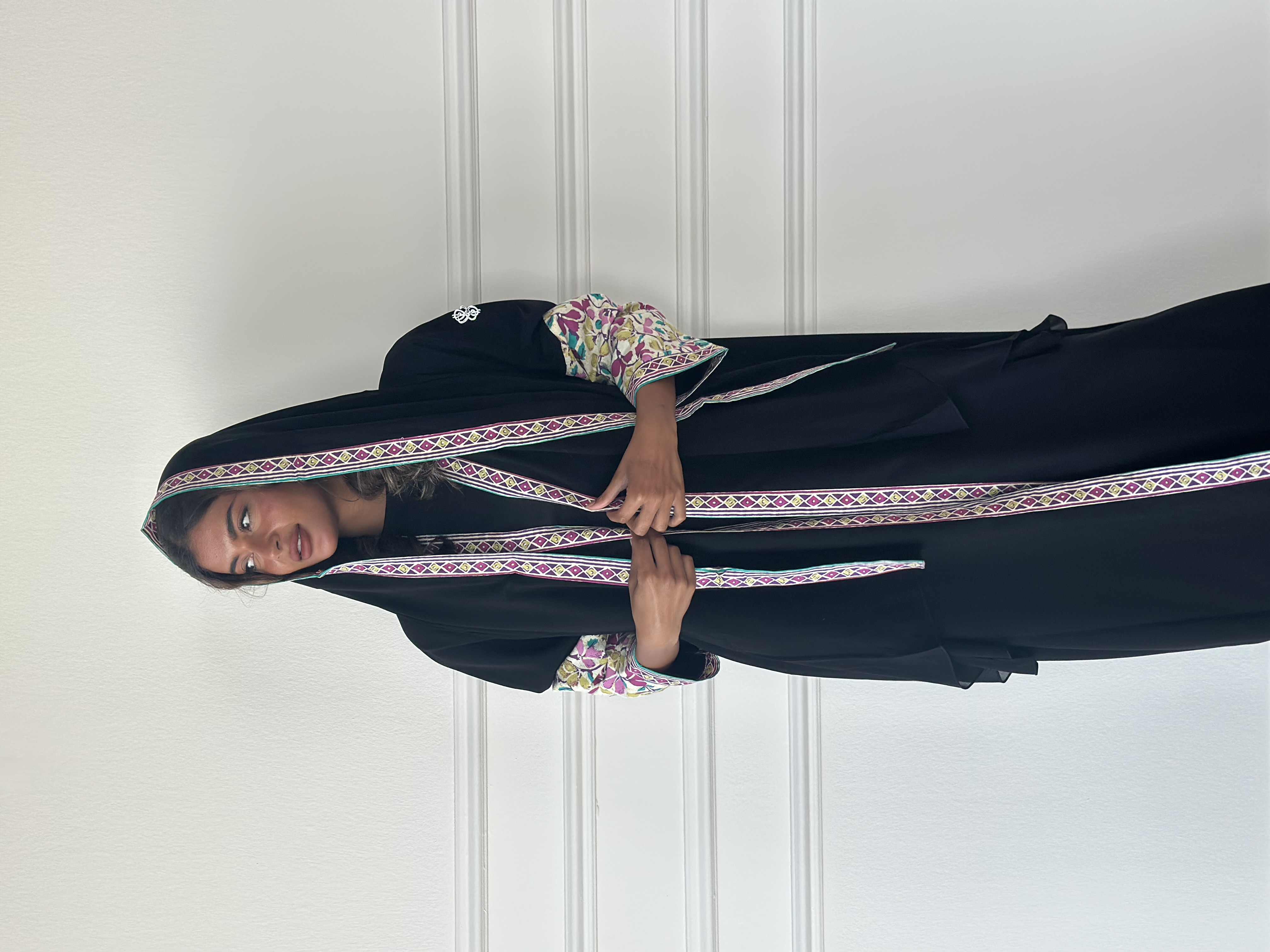 عباية كريب اسود