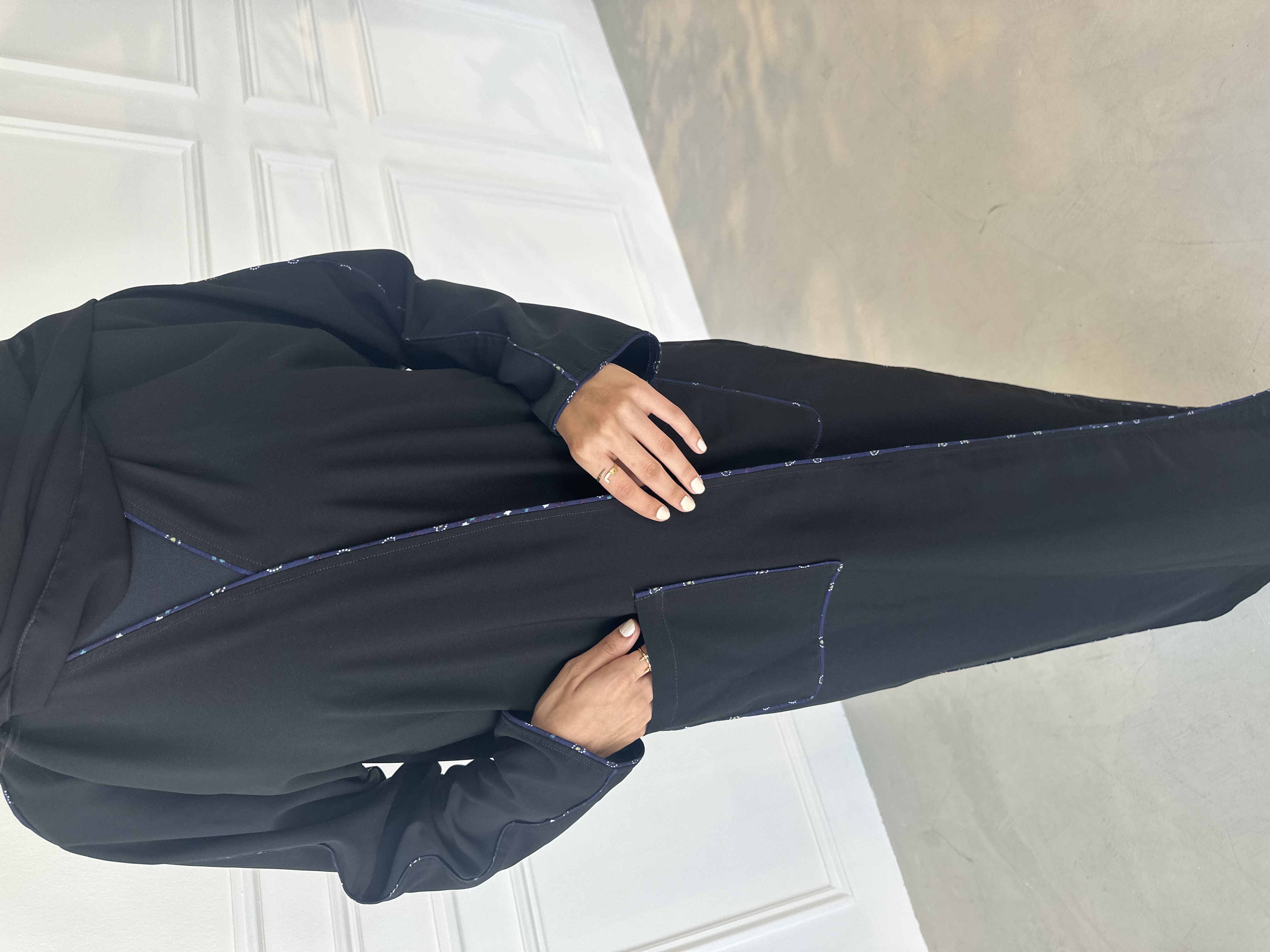 قيطان اسود