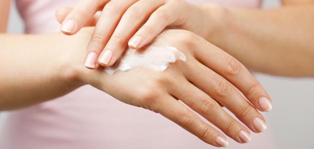 Moisturizers and body lightening