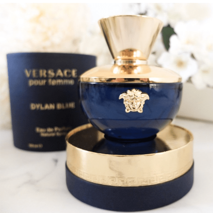  عطر فرزاتشي بور فيميه بلو 