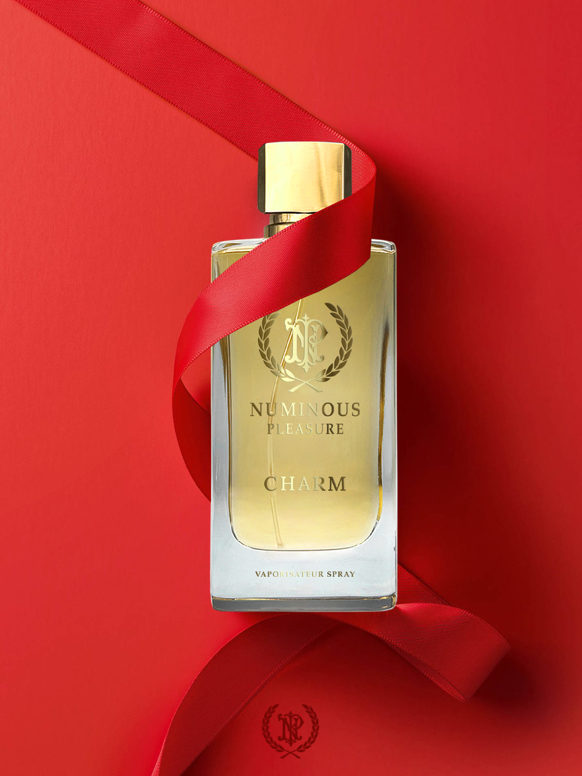 A scent that enhances your presence with irresistible charm