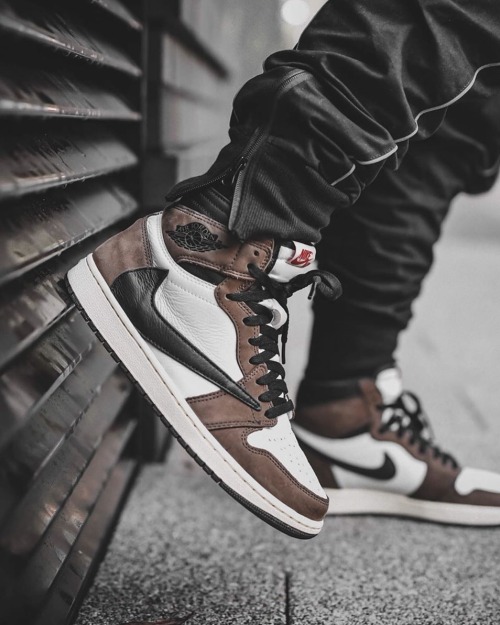 AIR JORDAN 1 HIGH OG SP 27.5cm-