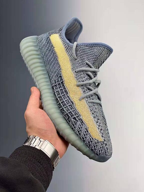 Yeezy Boost 350 V2 “Ash Blue” sneakers – AD058