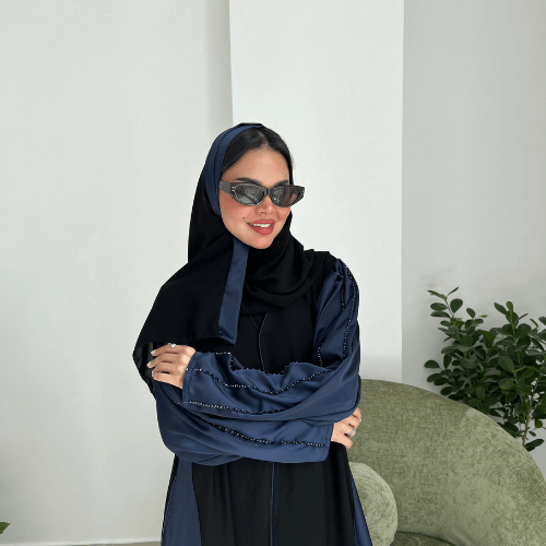 عباية كلوش بأكمام وجوانب باللون الكحلي مع شك يدوي على الكتف (عباية فرح كحلي)