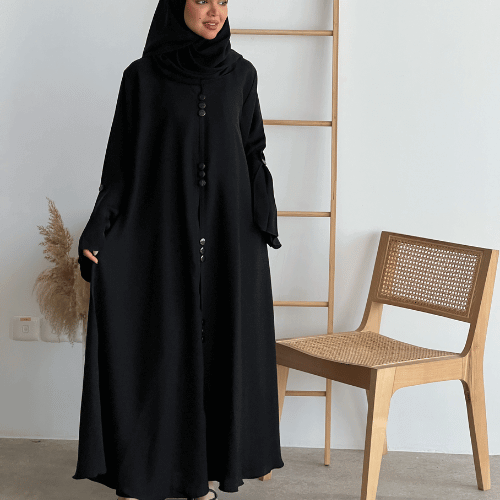 عباية انترنت سوداء مزينة بأزرار ( عباية دعاء)