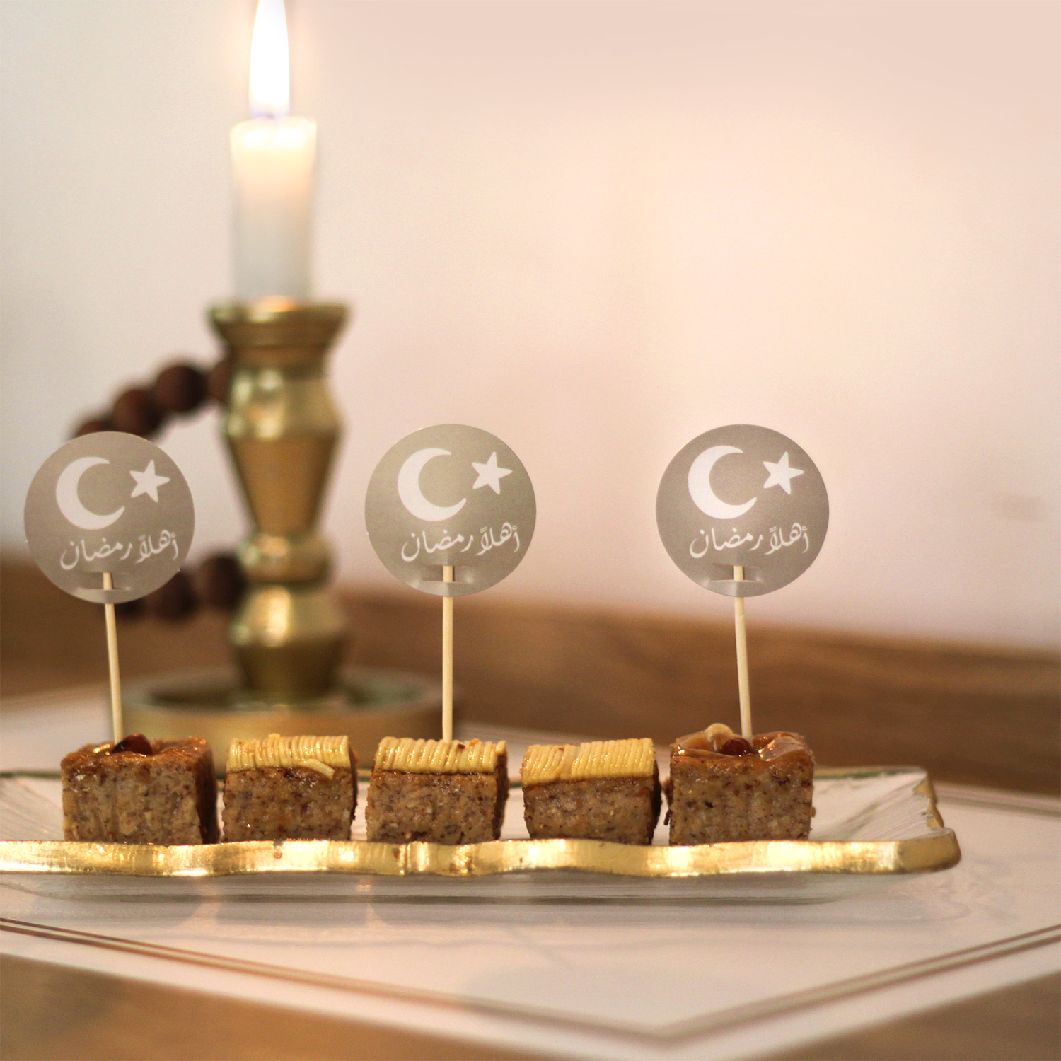  مجموعة من 100  تغريسة أهلا رمضان ذهبي