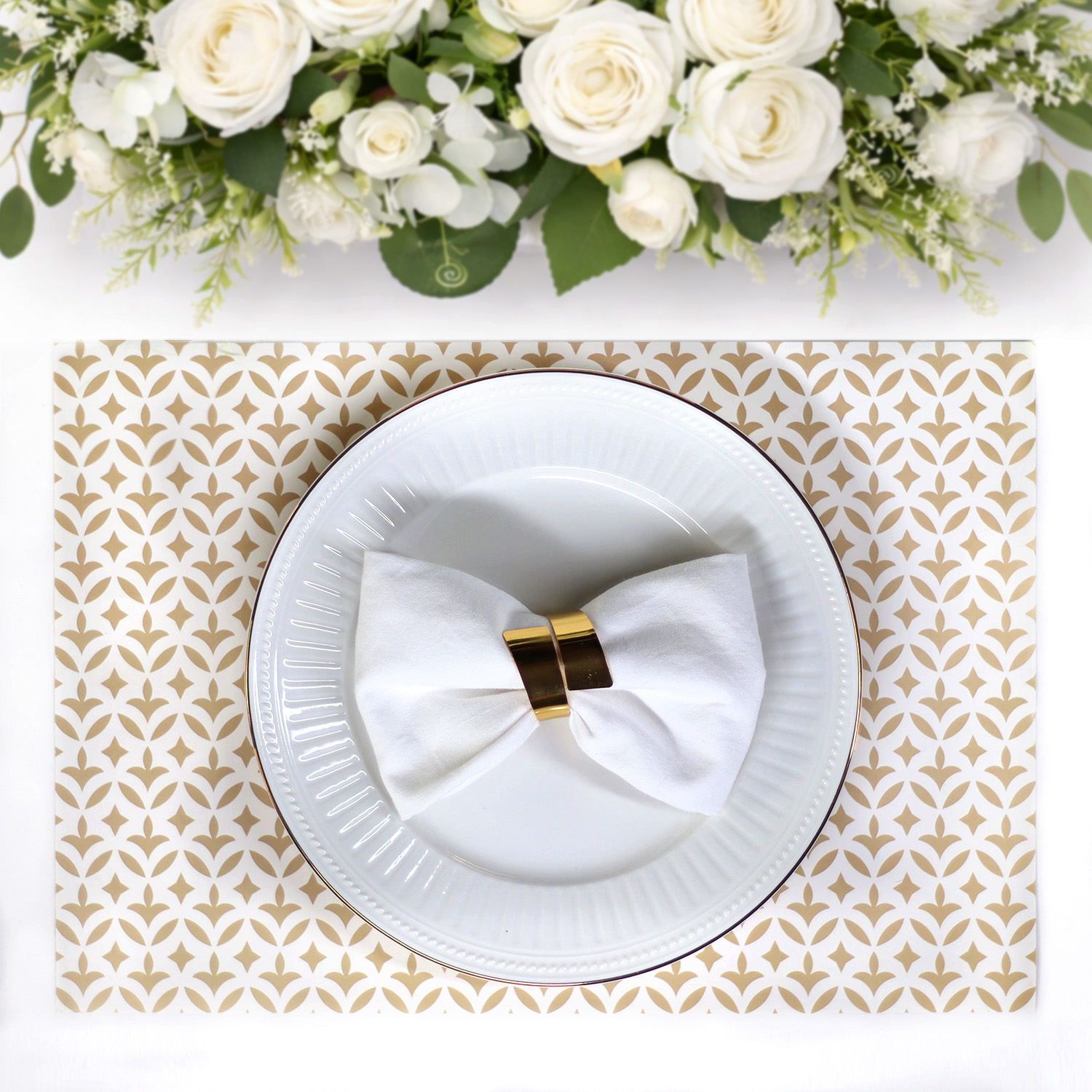 	Ramadan table placemat with gold Islamic design