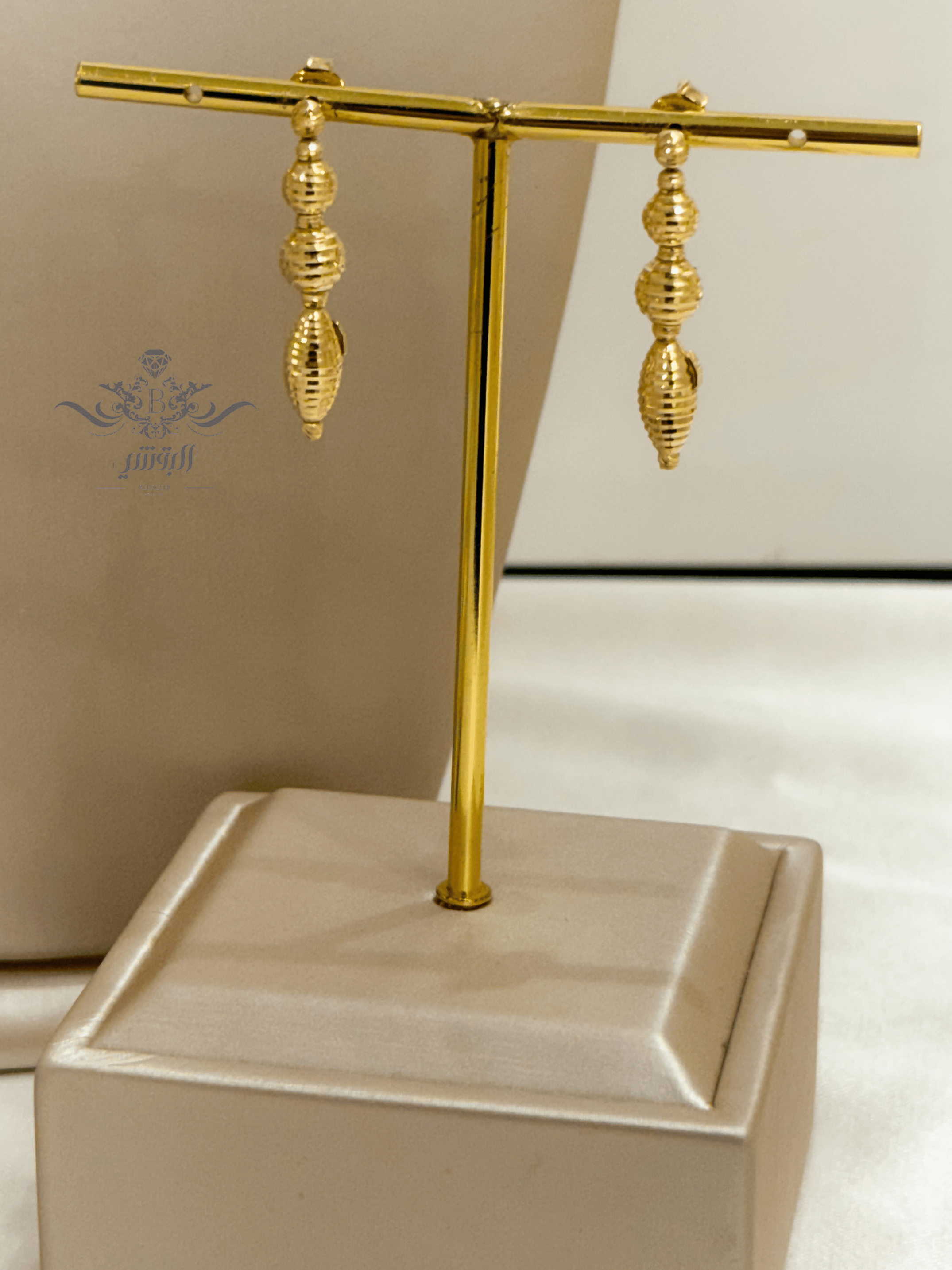 طقم ذهب عيار ٢١