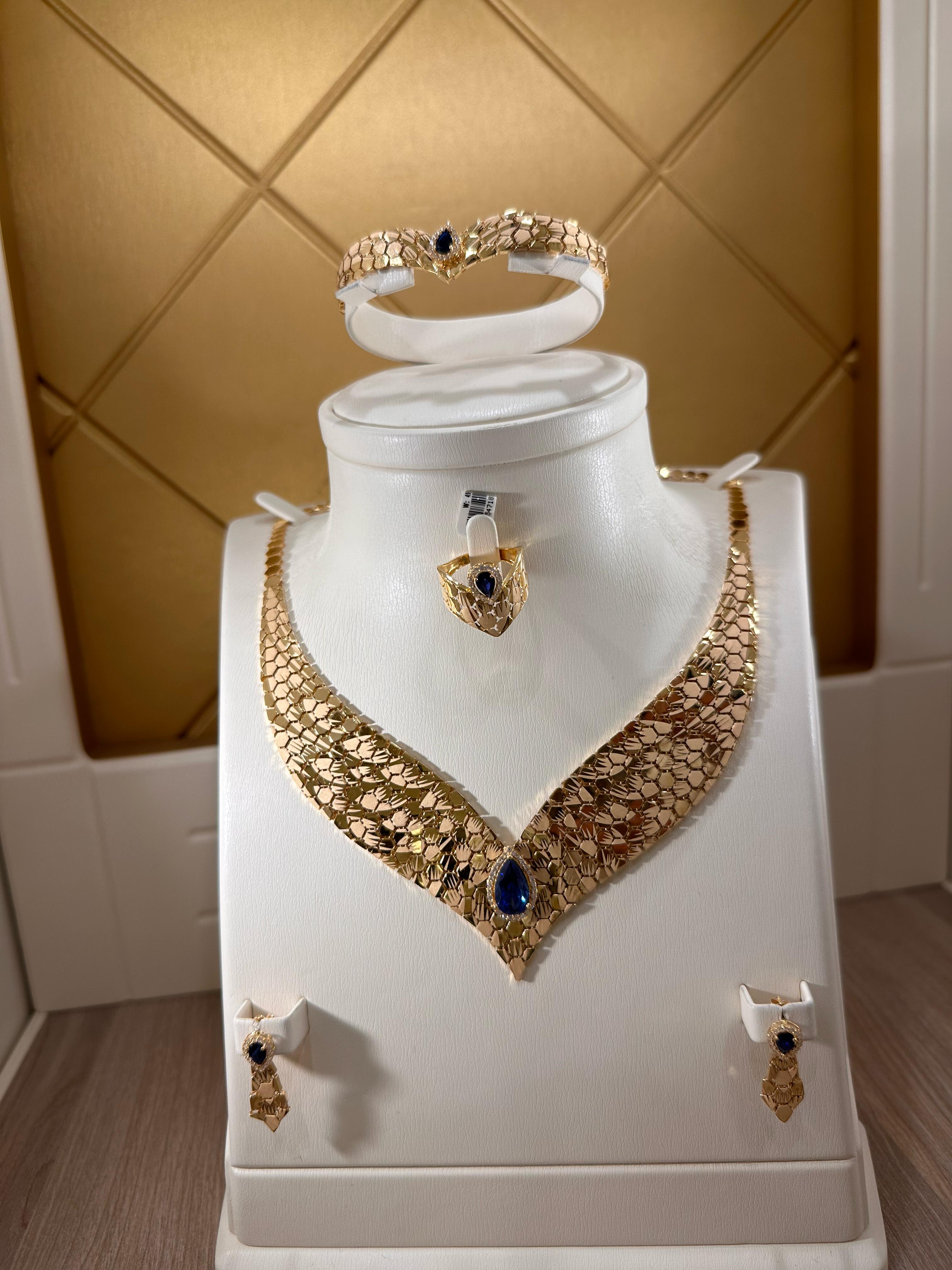طقم جناح الصقر