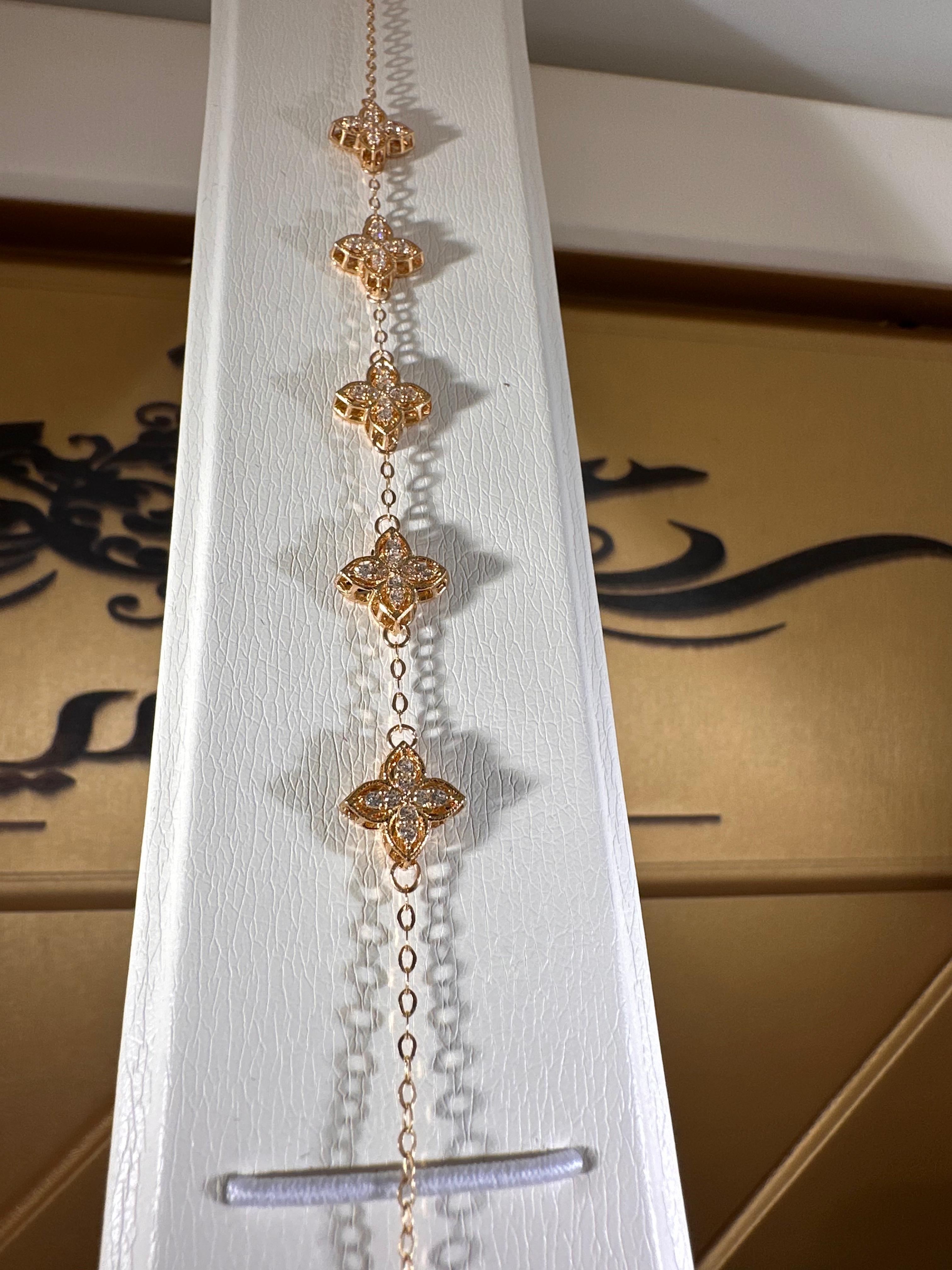 اساور ورد ذهب