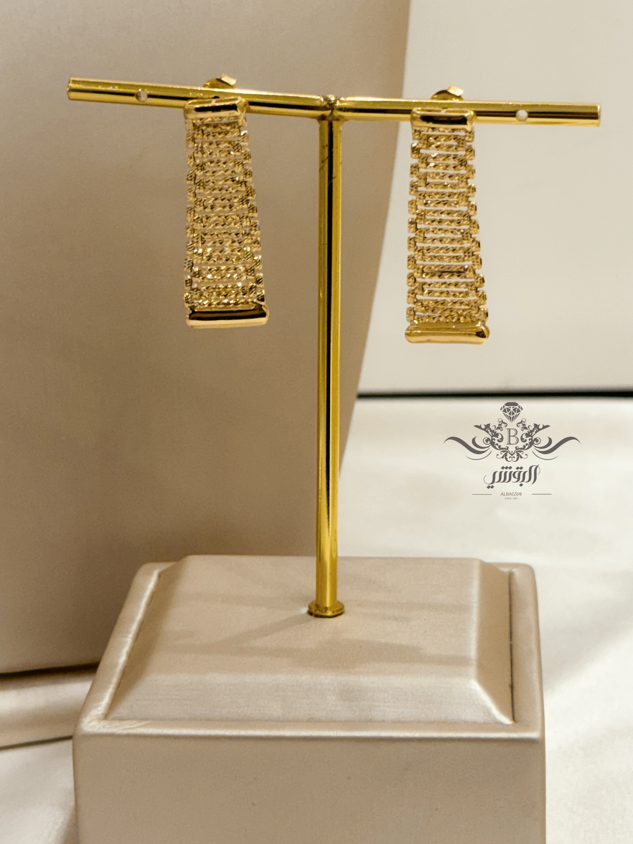 طقم ذهب عيار 21