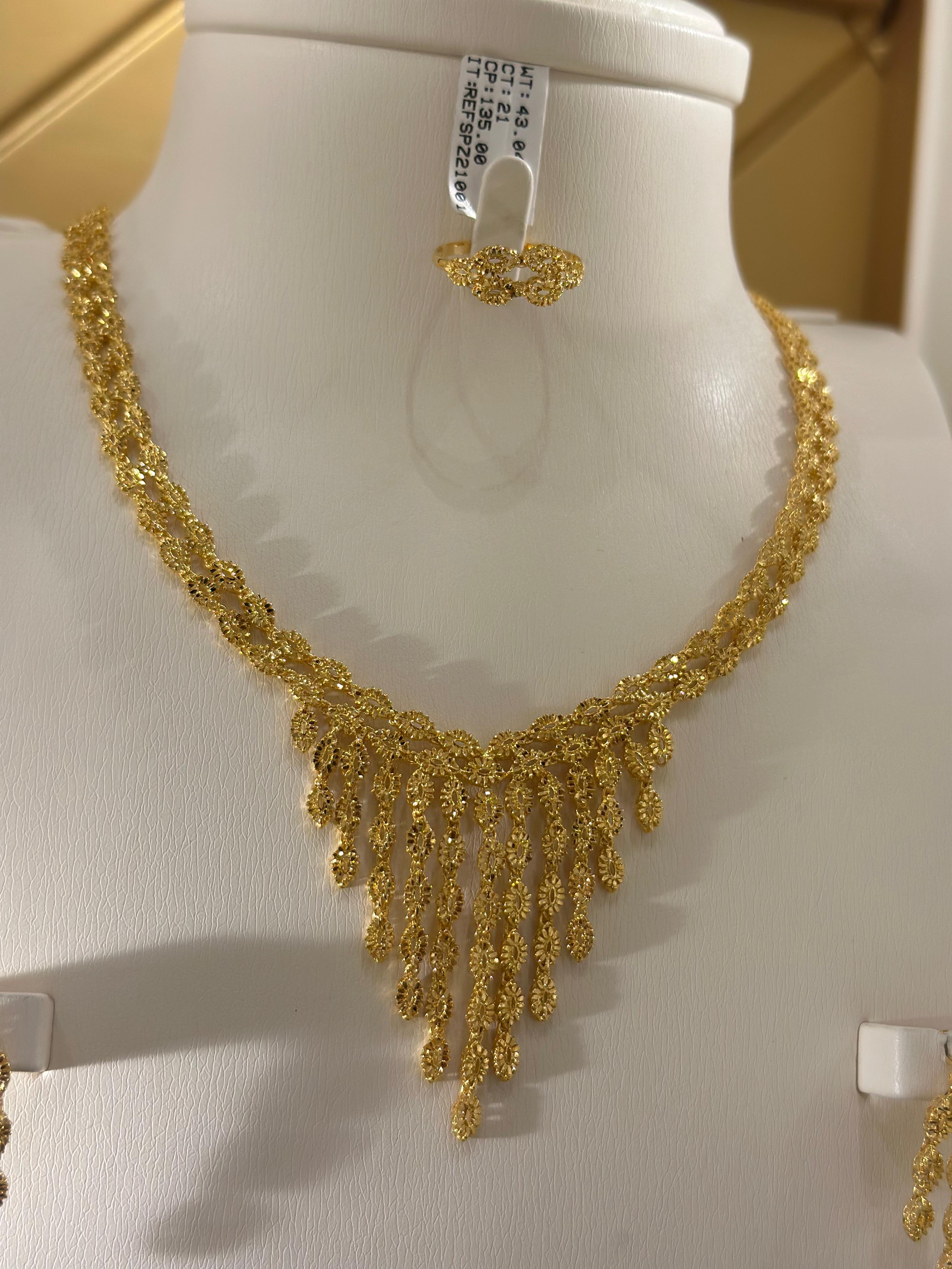 طقم شبكة ذهب
