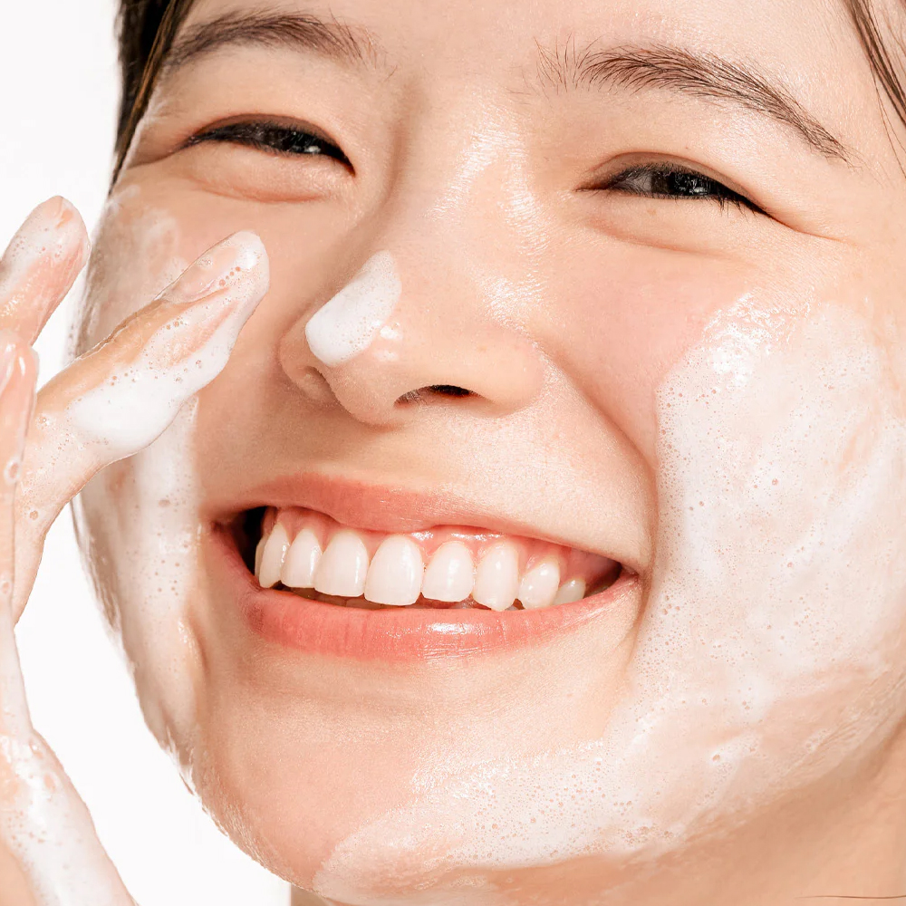  Soothing Oil-to-Foam Cleanser - by Jolly Aur 150 ml 