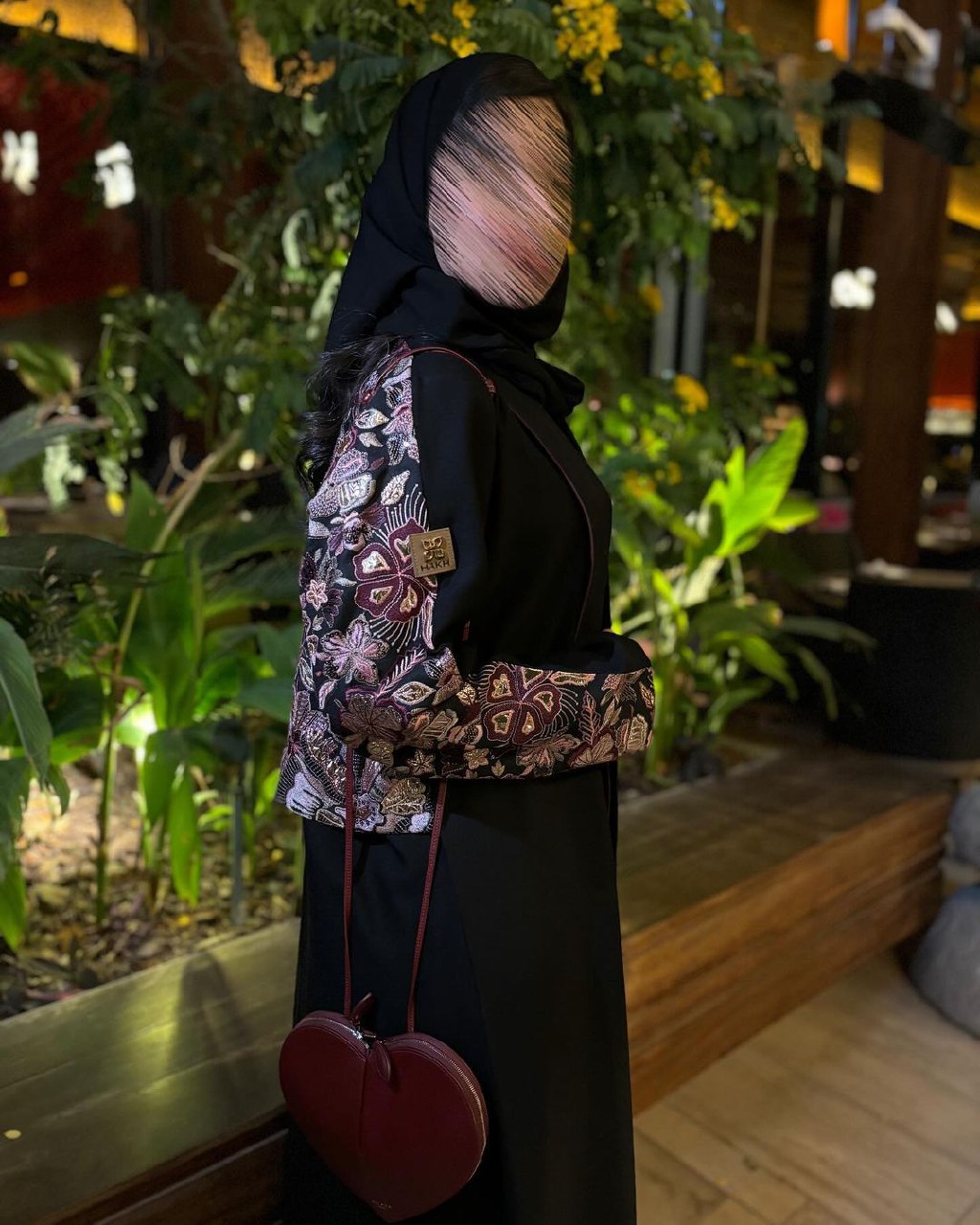  عباية&nbsp;سديريه تطريز بلجيكي 