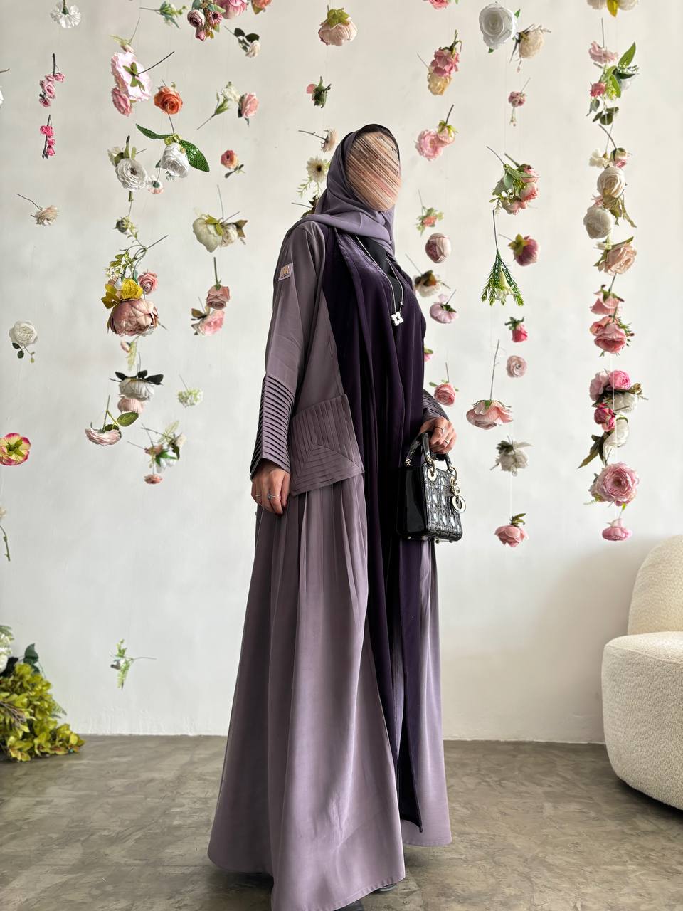  عباية كريب مغسول مع مخمل ب جيبوب مميزه 