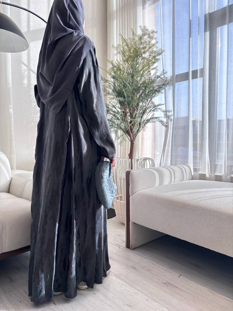  عباية جاكار 