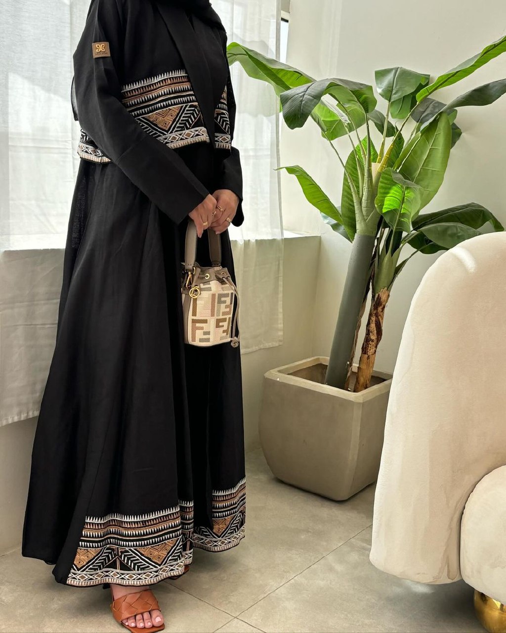  عباية لينن الفسكوس تطريز 