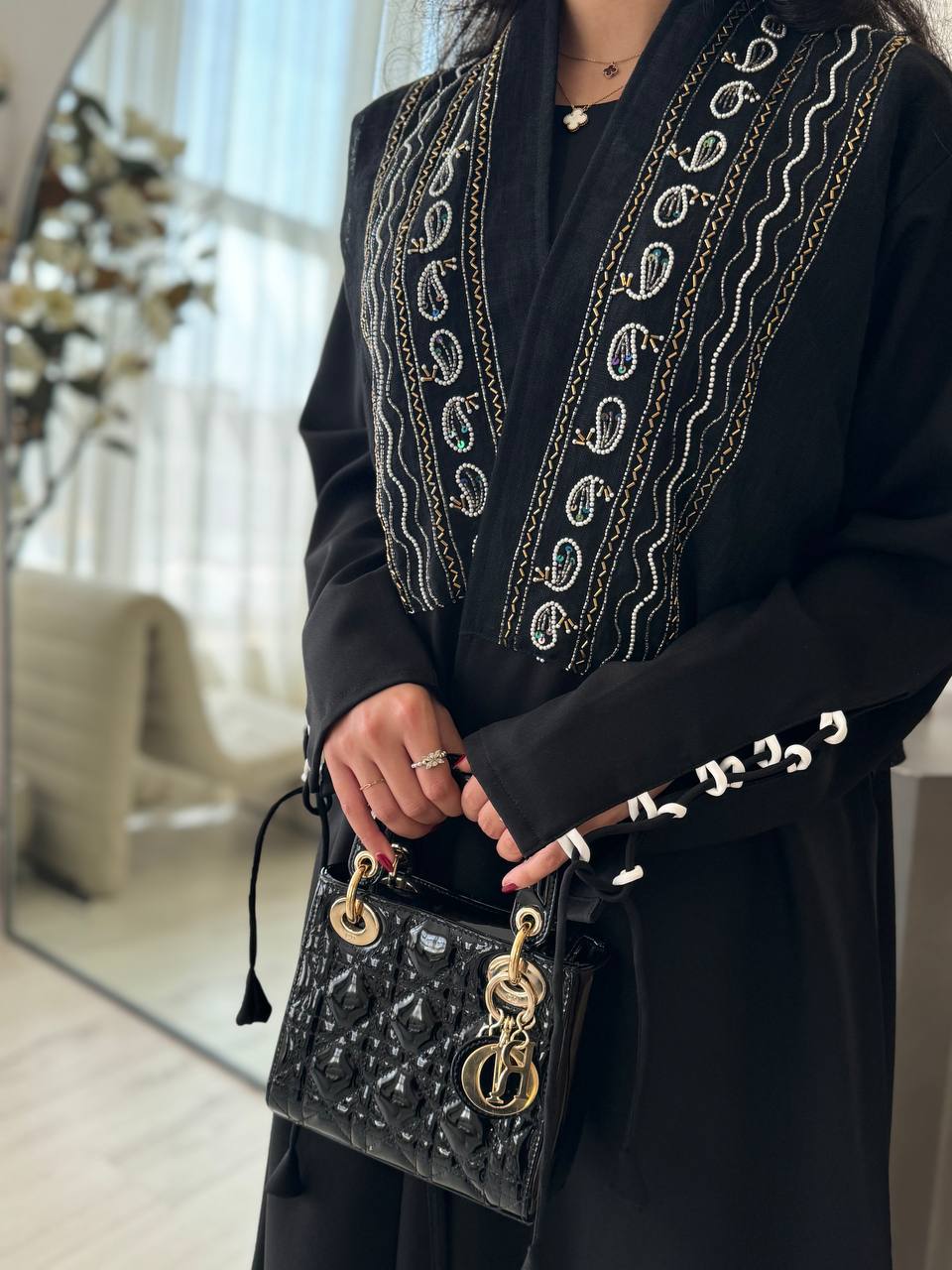  عباية كتان سديريه شك اكمام ربط 