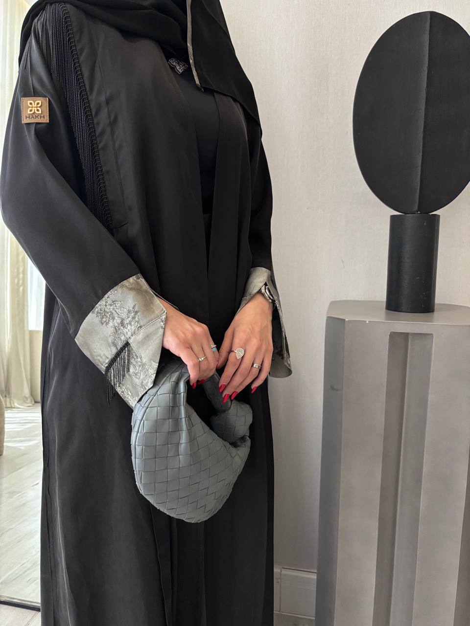  عباية كريب بتدخيلات جاكار 