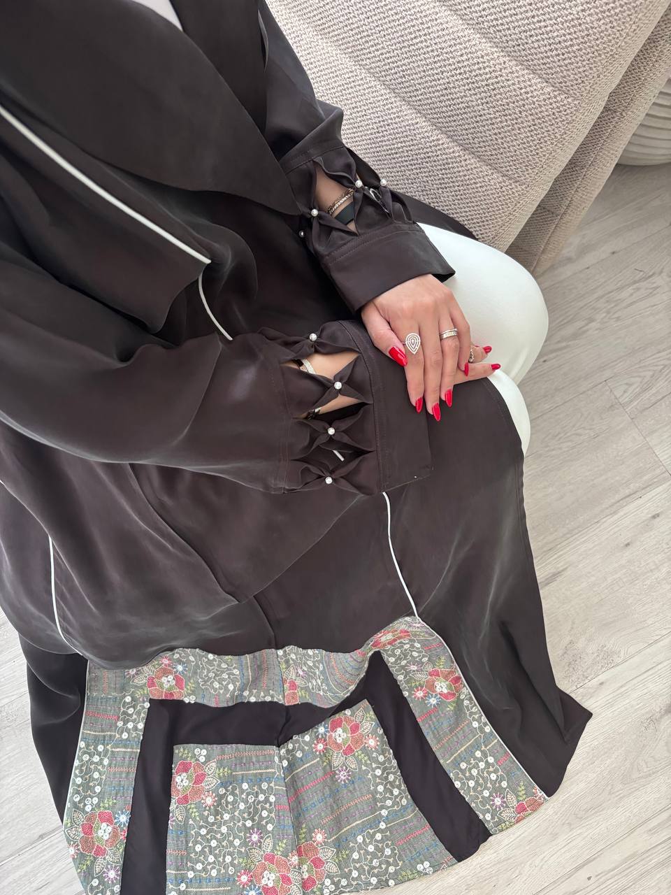  عباية كريب لولو بتدخيلات لنن 