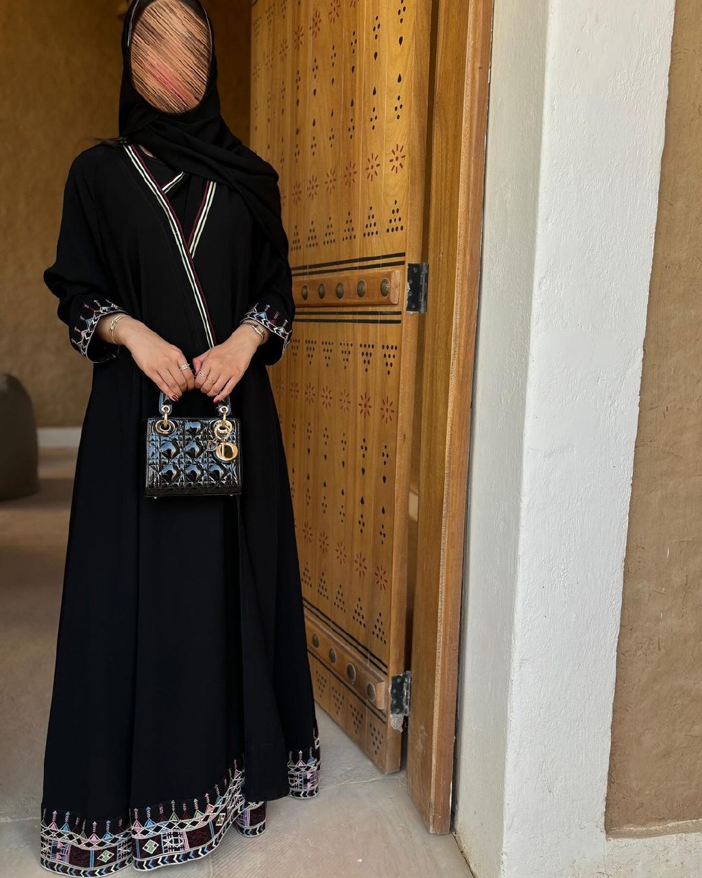  عباية&nbsp;كتان دبل كلوش تطريز عسيري 