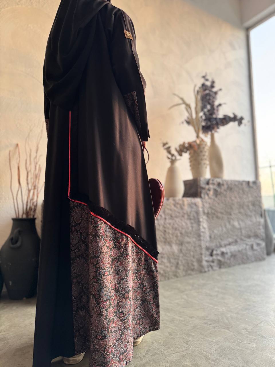  عباية كريب شتوي تحديد جلد وكشميري 