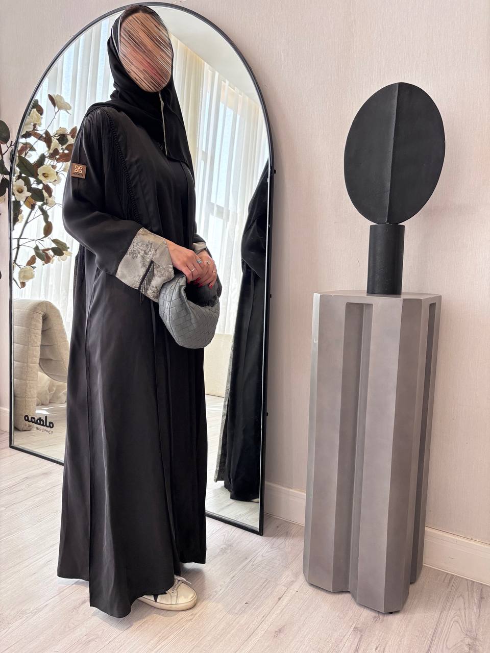  عباية كريب بتدخيلات جاكار 